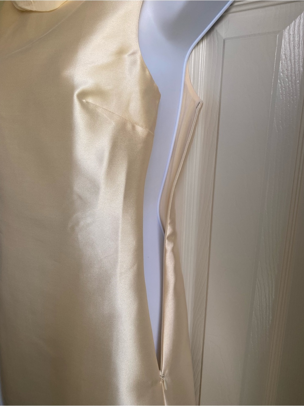 NEW Reformation Ecru Elegant Cream Satin Sheath Mini Dress Size 2 - Picture 8 of 14